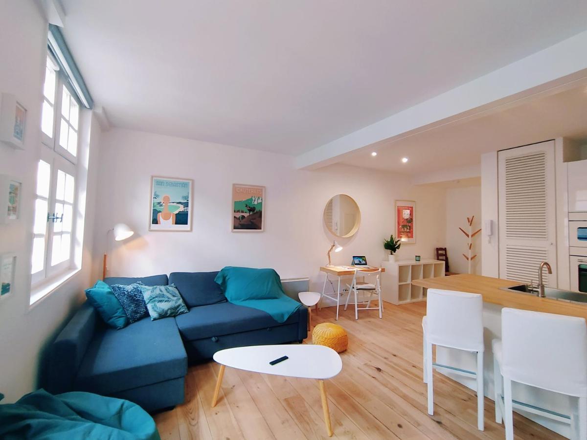 דירות באיון Nikki'S House מראה חיצוני תמונה